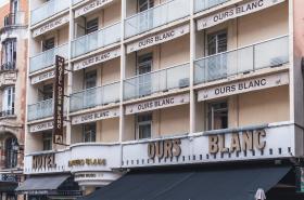 Hotel Ours Blanc - Place Victor Hugo - photo 20