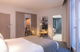 Le Grand Balcon Hotel - photo 15