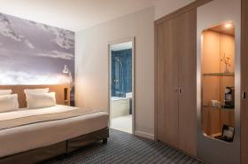 Le Grand Balcon Hotel - photo 17